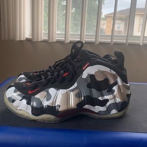 Nike Fighter jet Foamposite one size 11